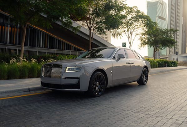 Rolls Royce Ghost - Image 2
